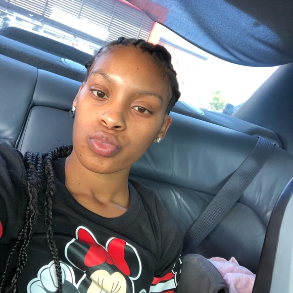 Meet your Posher, Demecca - Picture 1 of 1